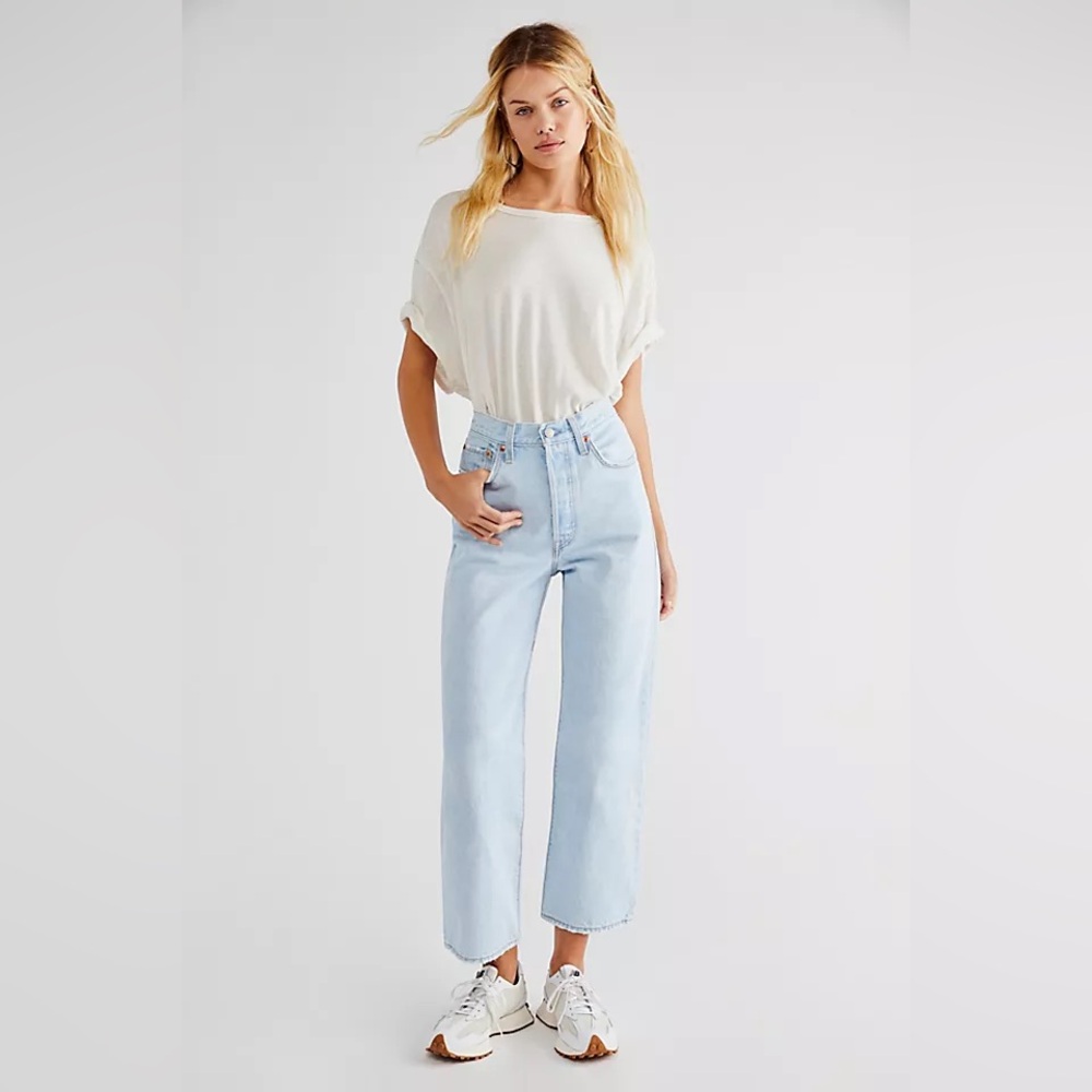 Levi's Ribcage Straight Ankle Jeans